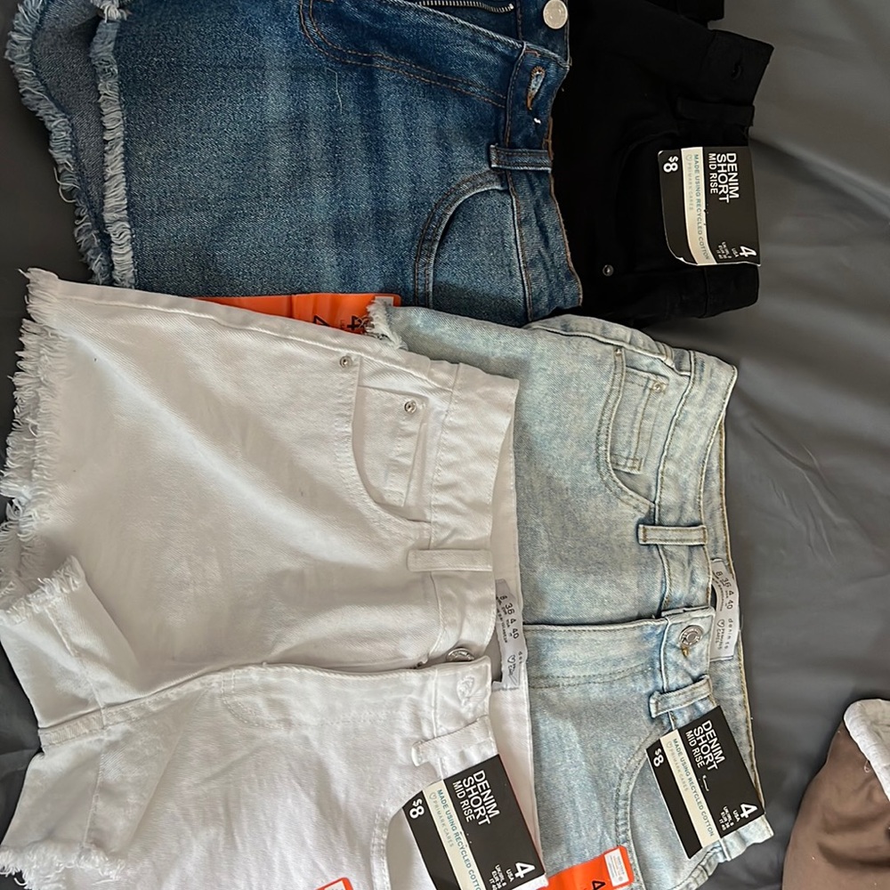 4 pairs of size 4 shorts